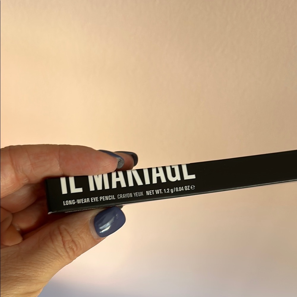 IL MAKIAGE Long-Wear Eyeliner - Black